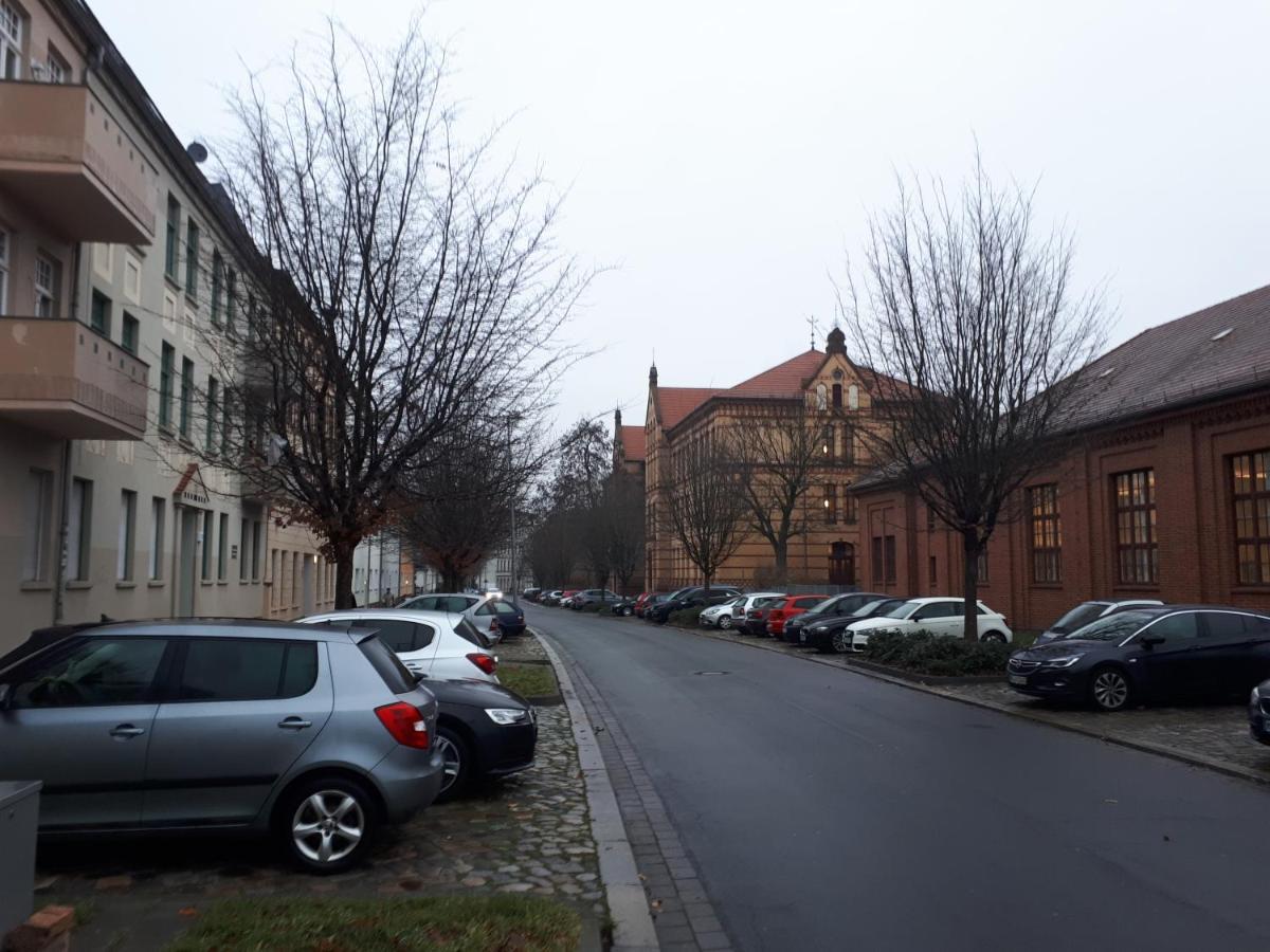 Apartment Editha Wohnung im EG Zentrumsnah Magdeburg Exterior foto