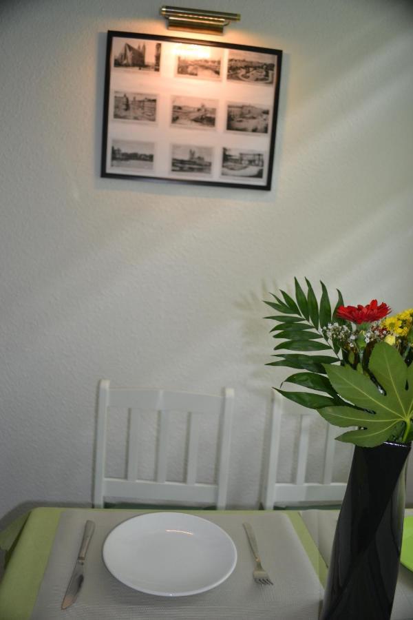 Apartment Editha Wohnung im EG Zentrumsnah Magdeburg Exterior foto