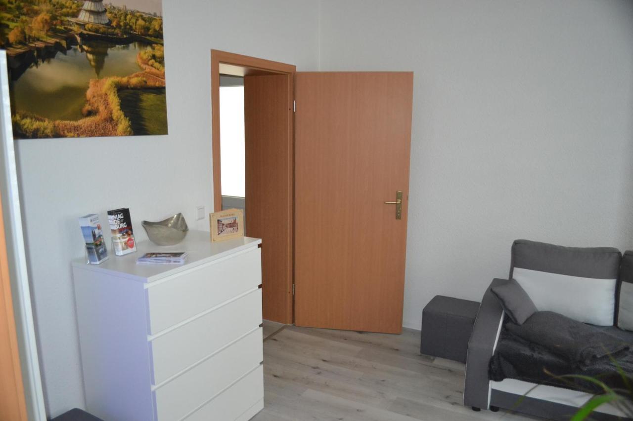 Apartment Editha Wohnung im EG Zentrumsnah Magdeburg Exterior foto